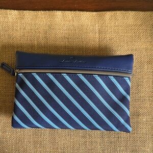 United x Brooks Brothers First Class Toiletry Travel Zippered Bag